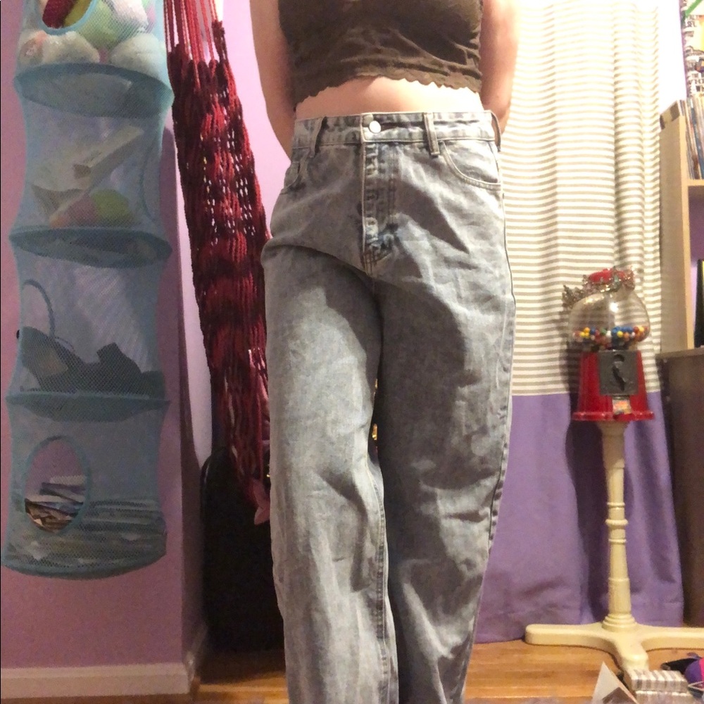 Faded Baggy Jeans